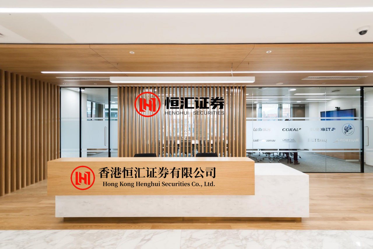 宝利配资 深夜，金银价突然直线拉升，中国金龙指数涨超1%！英伟达市值飙至5.3万亿美元，高通、英特尔、美光、AMD齐涨｜美股开盘